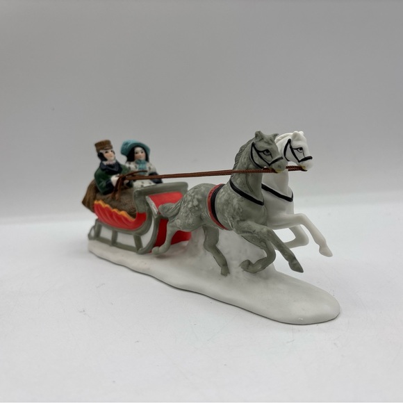 Department 56 1986 Vintage Heritage Village Collection Sleighride 6511-0 Retired - Picture 6 of 12